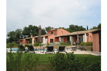 Francia Privát Le Pradet, Exterior
